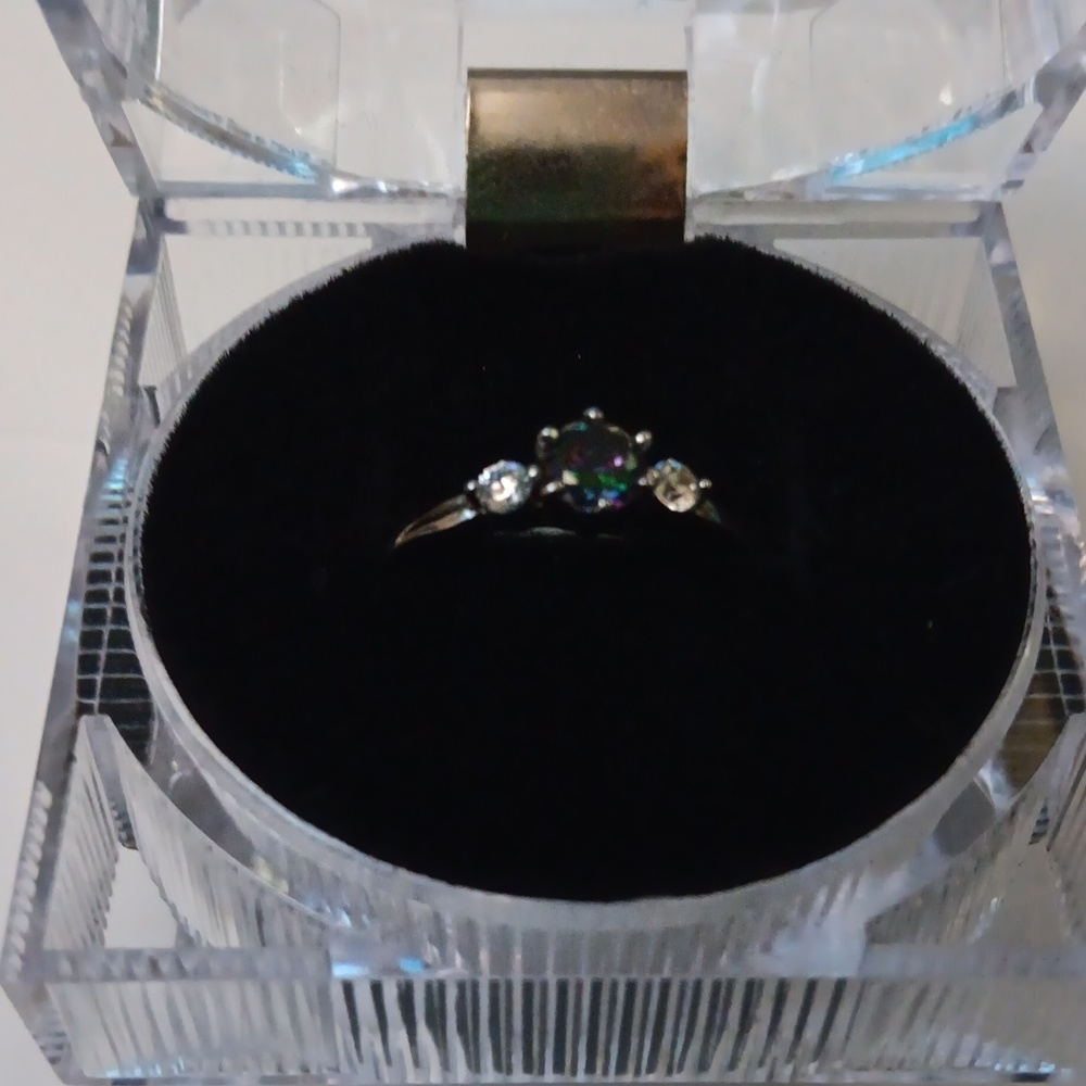 Engagement ring with imitation alexandrite stone sterling silver size 7